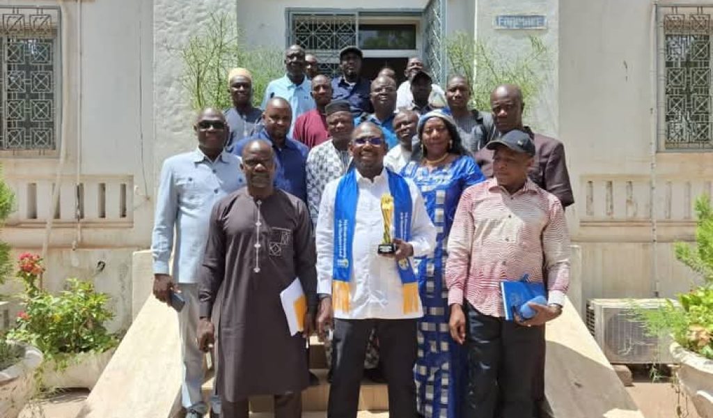 5ebfc5c7-b3dc-46d4-81b0-3943b87c4aad