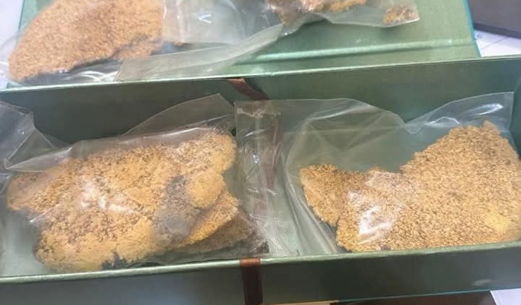 b9f18efc-fa0f-4e5d-96c5-099b3c30925d